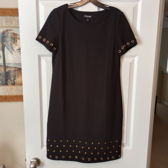 ROZ & ALI black grommet sheath dress. Size 6 - Picture 4 of 7